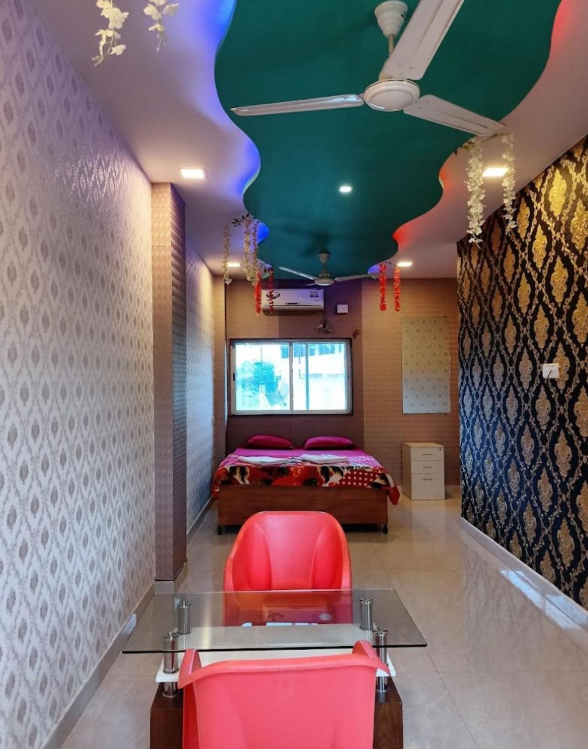 Strawberry Vacations Villa Panchgani Exterior foto